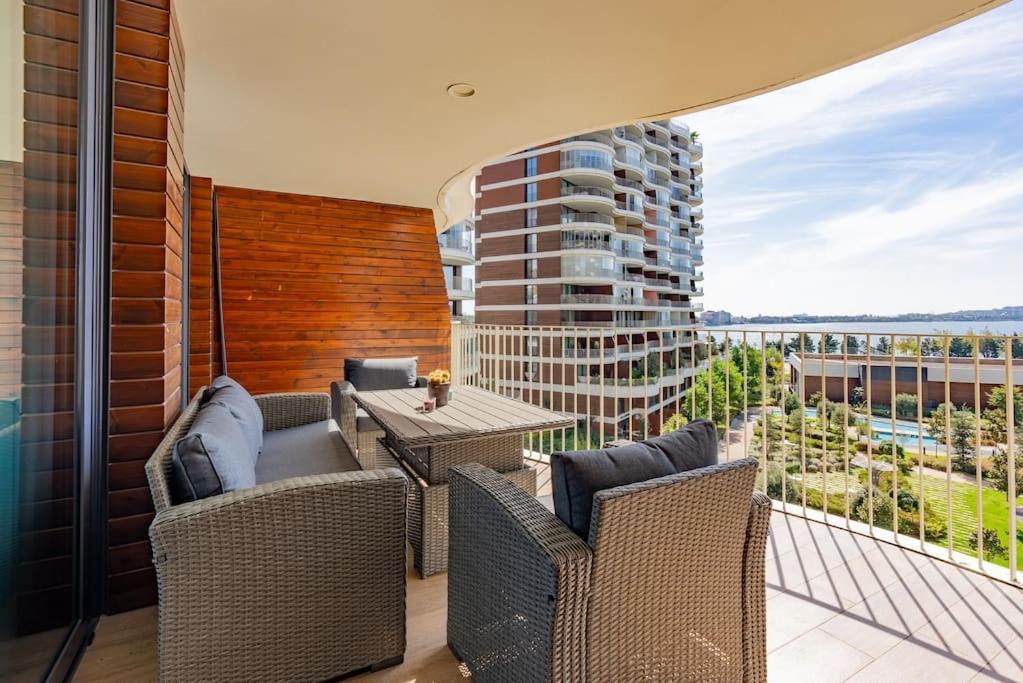 Golden Stones House Sea And Lake View Κωνσταντινούπολη Εξωτερικό φωτογραφία