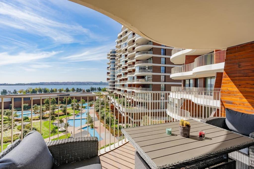 Golden Stones House Sea And Lake View Κωνσταντινούπολη Εξωτερικό φωτογραφία