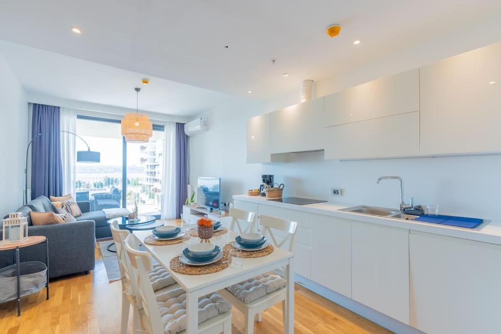Golden Stones House Sea And Lake View Κωνσταντινούπολη Εξωτερικό φωτογραφία